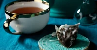 Saszetka-herbaty-Earl-Grey-Harney-Sons-herbata-czarna.webp
